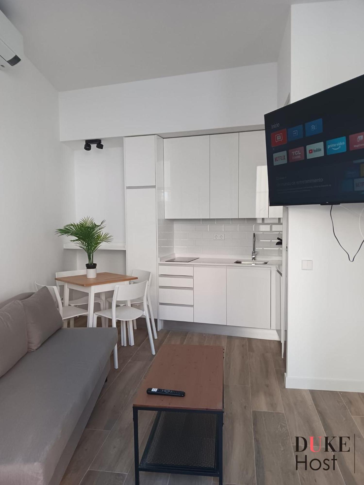 Francos Rodriguez1 Apartments Madrid Buitenkant foto