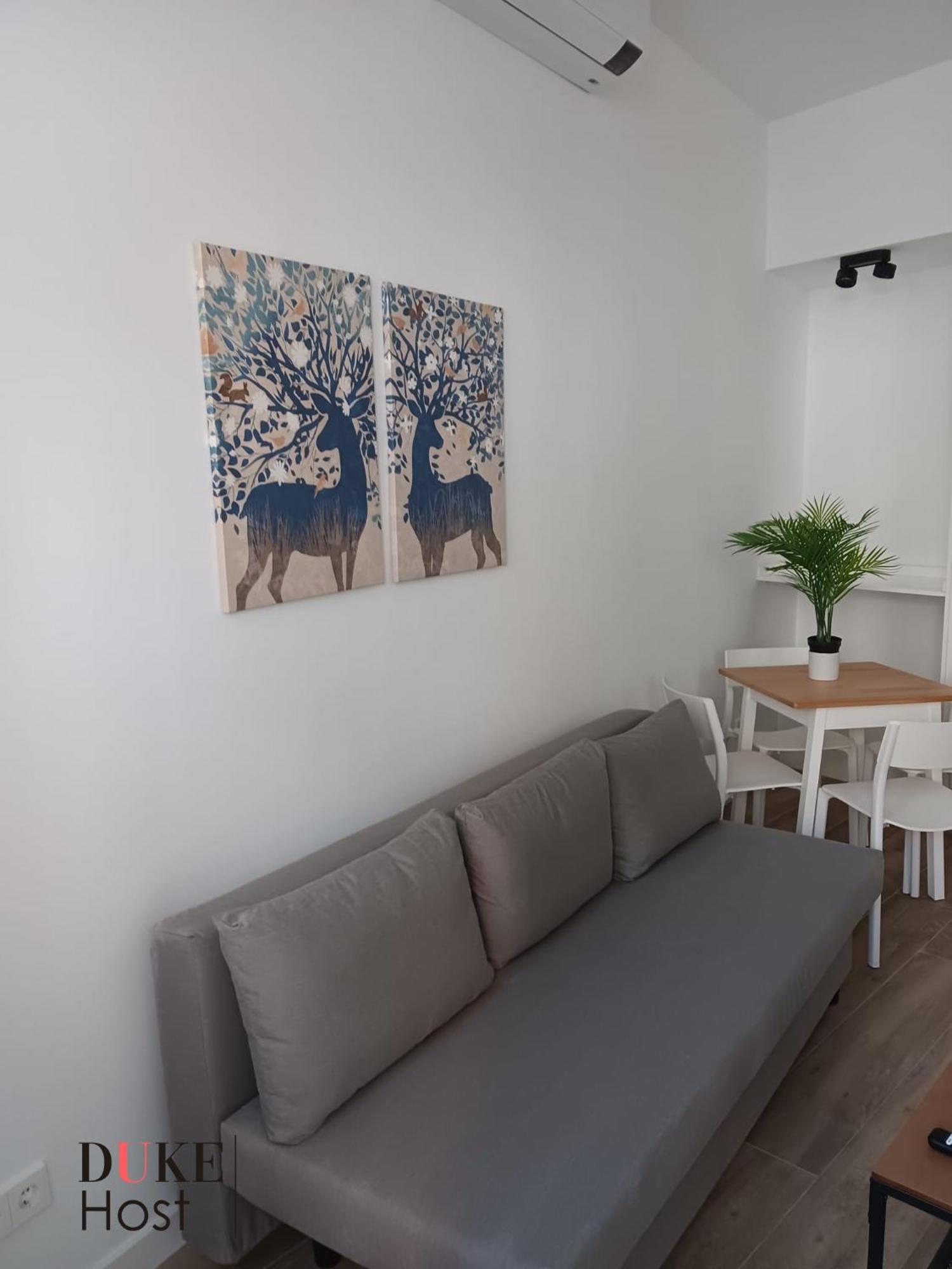 Francos Rodriguez1 Apartments Madrid Buitenkant foto